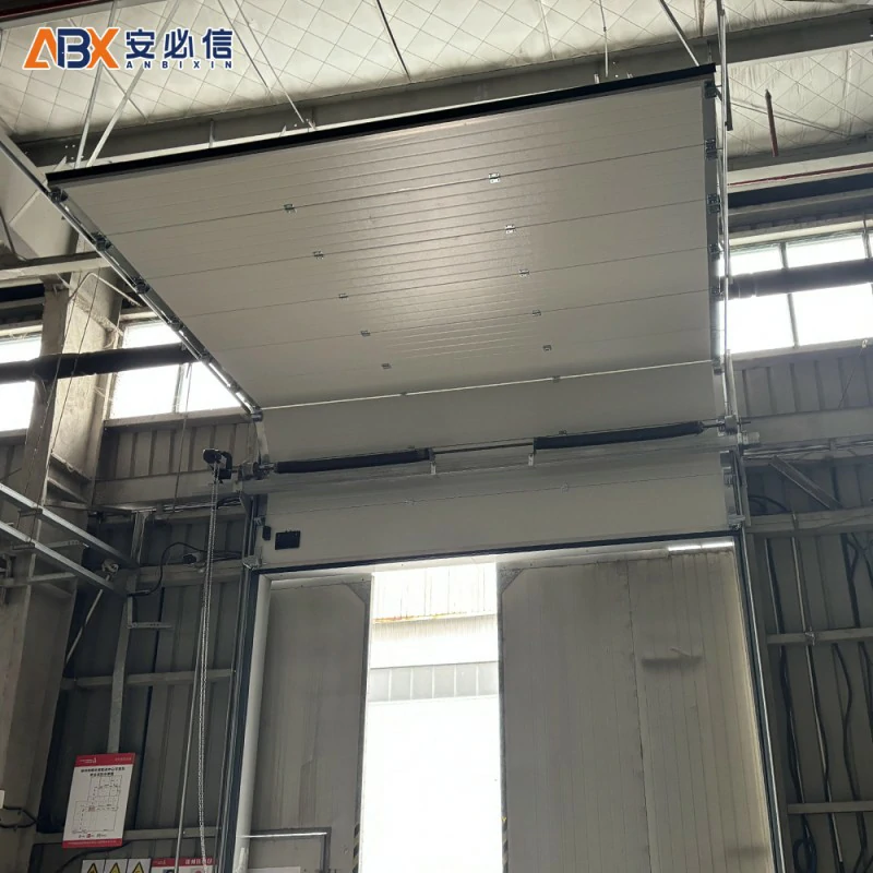 拉萨翻板提升门